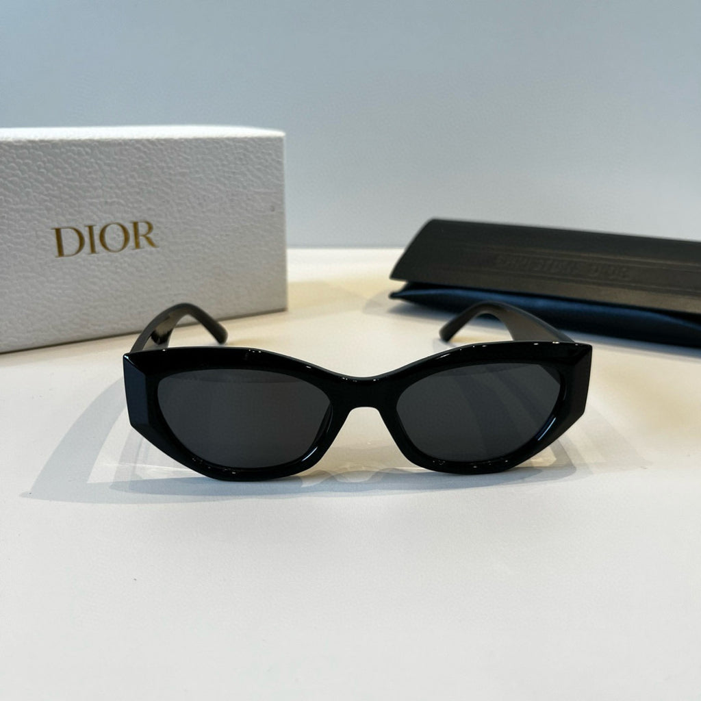 Dior Fashion Black Lens Sunglasses for Men & Women - 358216 - detail image 2
