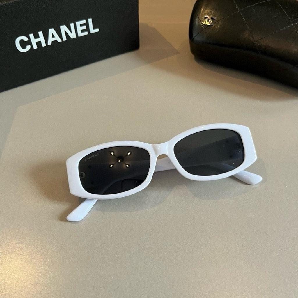 Chanel Fashion Silver Lens Sunglasses for Men & Women - 398531 - detail image 4