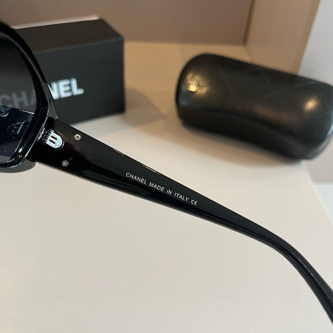 Chanel Fashion Silver Lens Sunglasses for Men & Women - 398532 - detail image 7