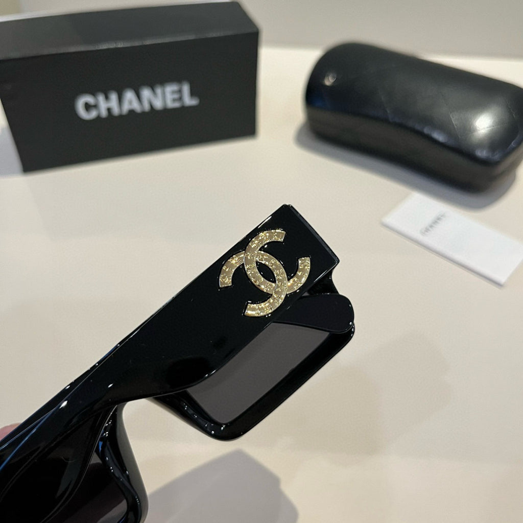 Chanel Fashion Black Lens Sunglasses for Men & Women - 415274 - detail image 8