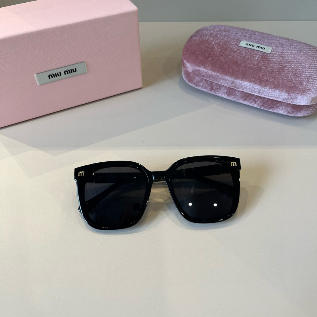 Miu Miu Fashion Black Lens Sunglasses for Men & Women - 466117 - detail image 5