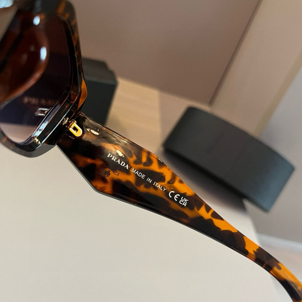 Prada SPR17WF Fashion Brown Lens Sunglasses for Men & Women - 398951 - detail image 8