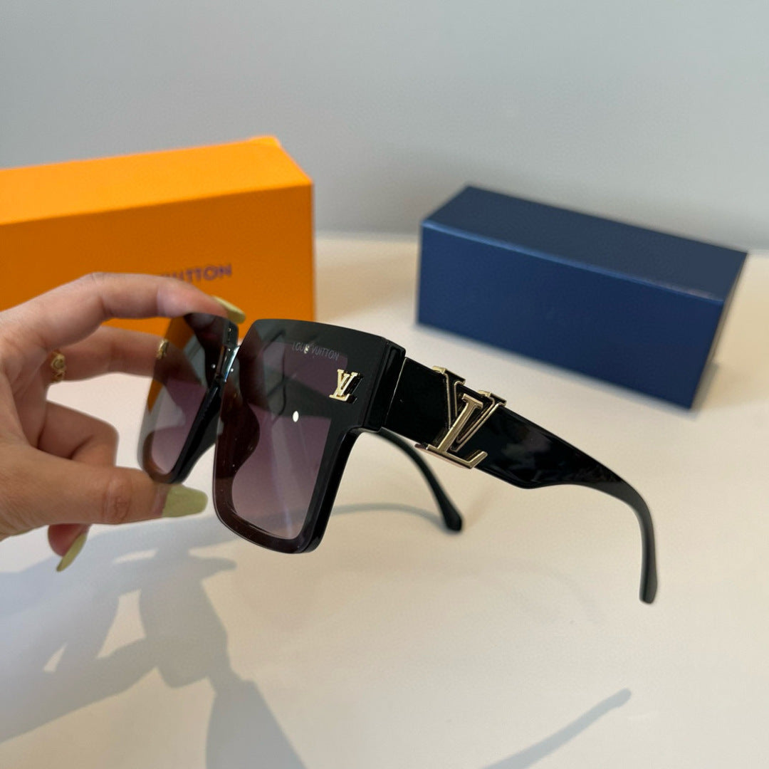 Louis Vuitton Fashion Black Lens Sunglasses for Men & Women - 357606 - detail image 4