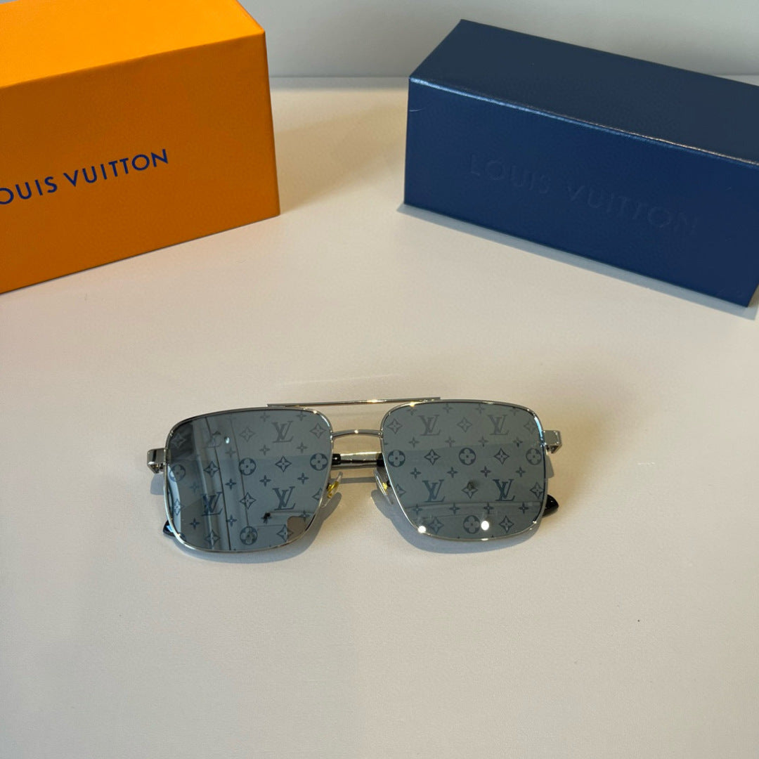 Louis Vuitton Metal Aviator Silver Lens Sunglasses for Men & Women - 997425 - detail image 4