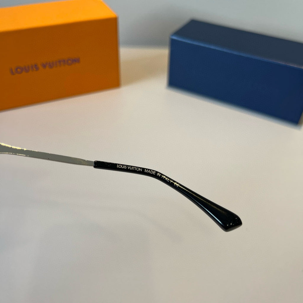 Louis Vuitton Metal Aviator Blue Lens Sunglasses for Men & Women - 997427 - detail image 8