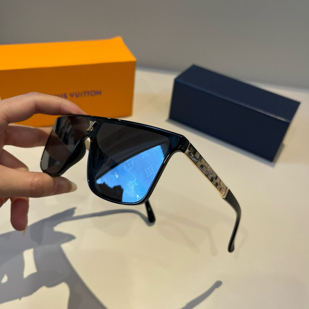 Louis Vuitton Metal Aviator Black Lens Sunglasses for Men & Women - 997428 - detail image 4