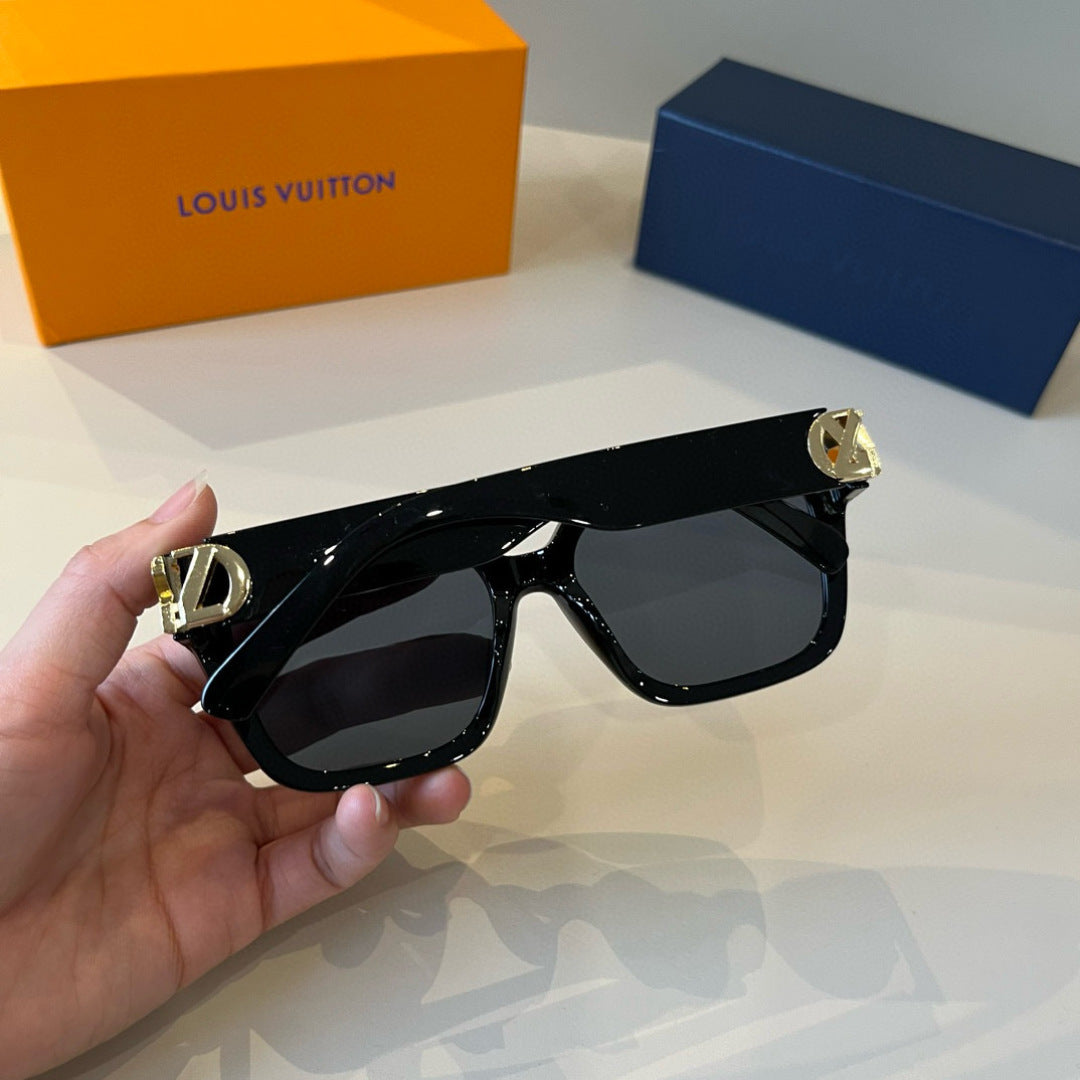 Louis Vuitton Slim Black Lens Sunglasses for Men & Women - 997429 - detail image 6