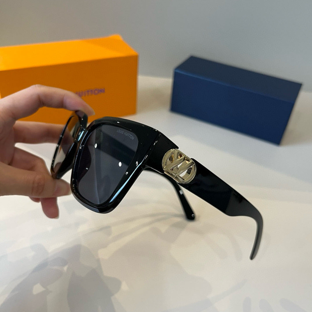 Louis Vuitton Slim Black Lens Sunglasses for Men & Women - 997429 - detail image 7