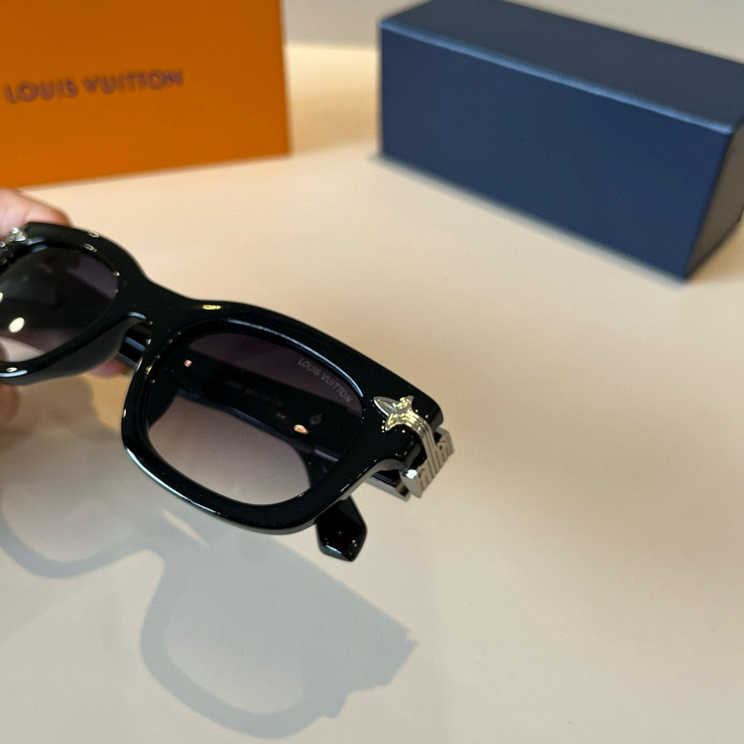 Louis Vuitton Fashion Black Lens Sunglasses for Men & Women - 997430 - detail image 5