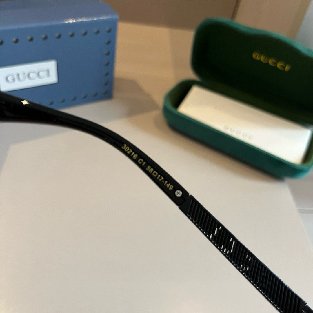 Gucci Fashion Black Lens Sunglasses for Men & Women - 997589 - detail image 9