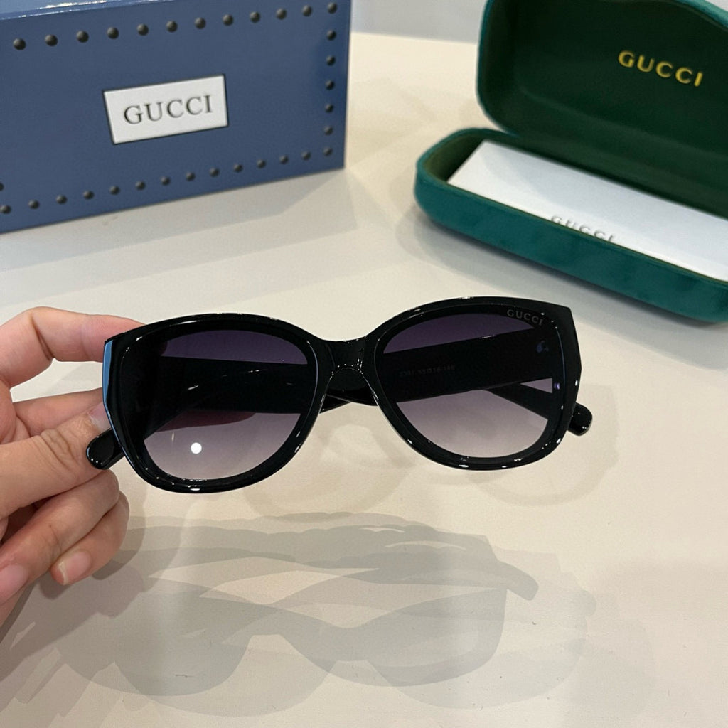 Gucci Fashion Black Lens Sunglasses for Men & Women - 997593 - detail image 6