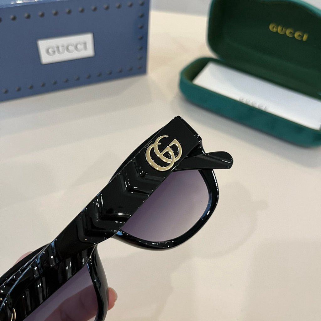 Gucci Fashion Black Lens Sunglasses for Men & Women - 997593 - detail image 8