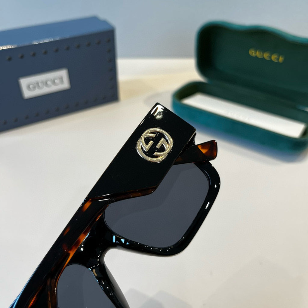 Gucci Oversized Black Lens Sunglasses for Women - 398291 - detail image 7