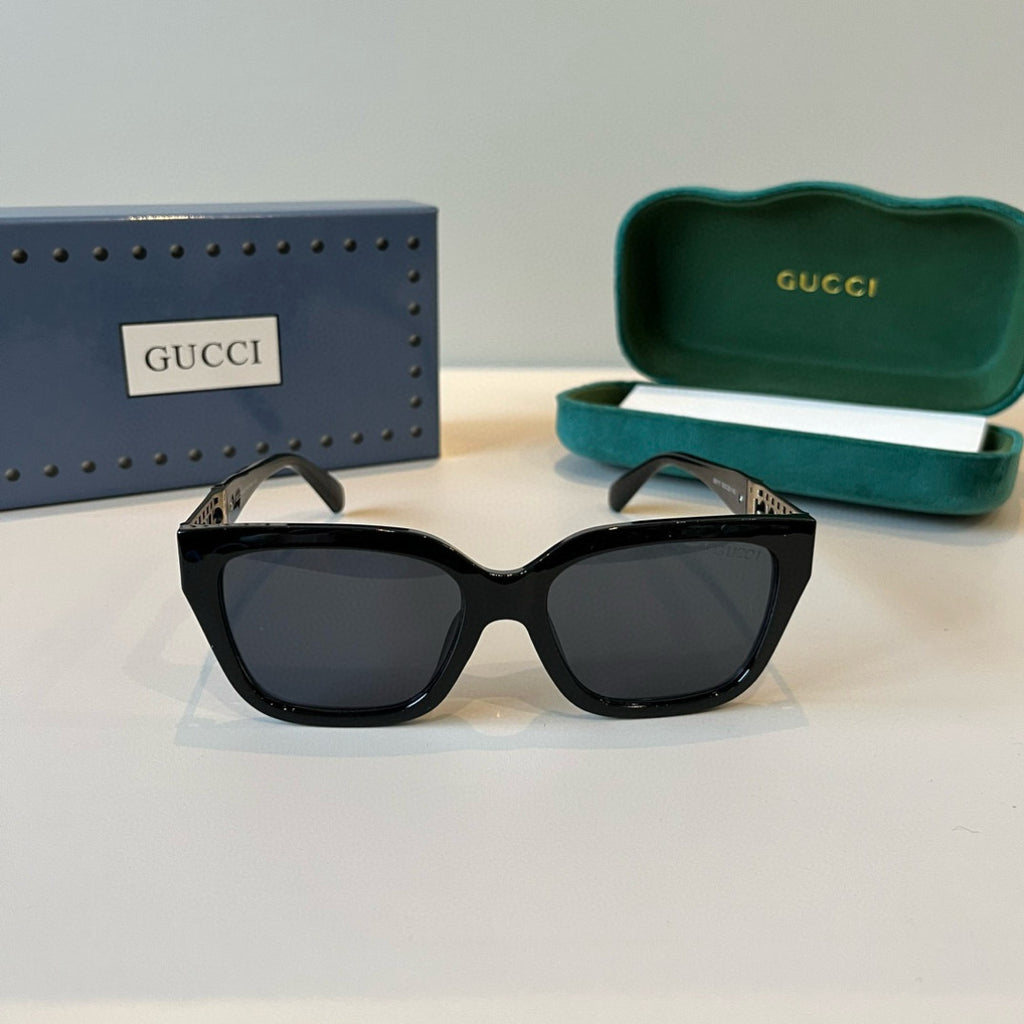 Gucci Oversized Black Lens Sunglasses for Men & Women - 997598 - detail image 2