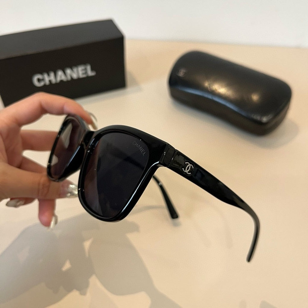 Chanel Fashion Silver Lens Sunglasses for Men & Women - 358022 - detail image 4