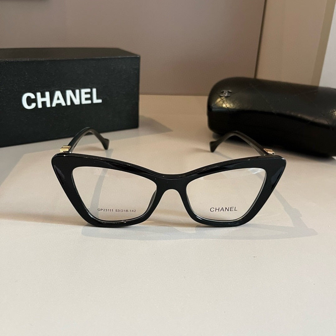 Chanel Oversized Silver Lens Sunglasses for Men & Women - 997786 - detail image 2