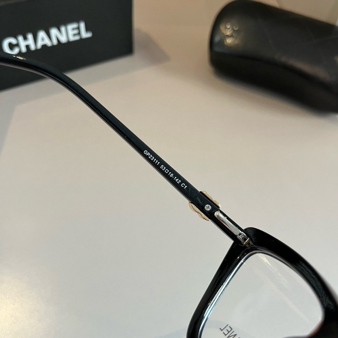 Chanel Oversized Silver Lens Sunglasses for Men & Women - 997786 - detail image 8