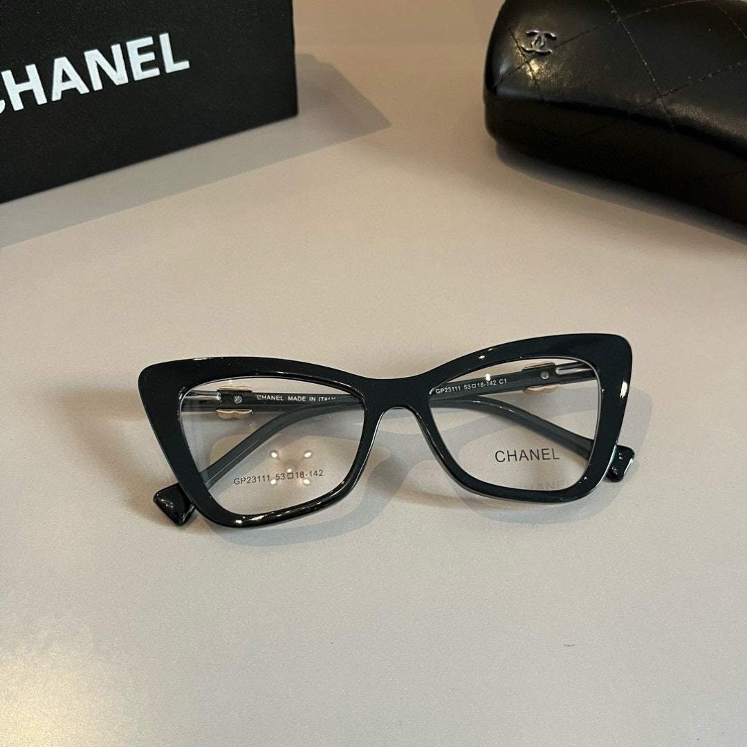 Chanel Oversized Silver Lens Sunglasses for Men & Women - 997786 - detail image 7