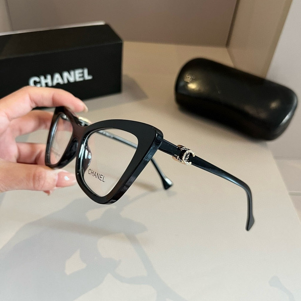 Chanel Oversized Silver Lens Sunglasses for Men & Women - 997786 - detail image 4