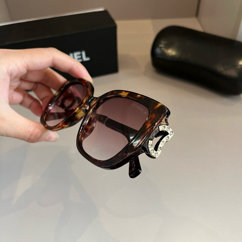 Chanel Fashion Brown Lens Sunglasses for Men & Women - 415259 - detail image 3