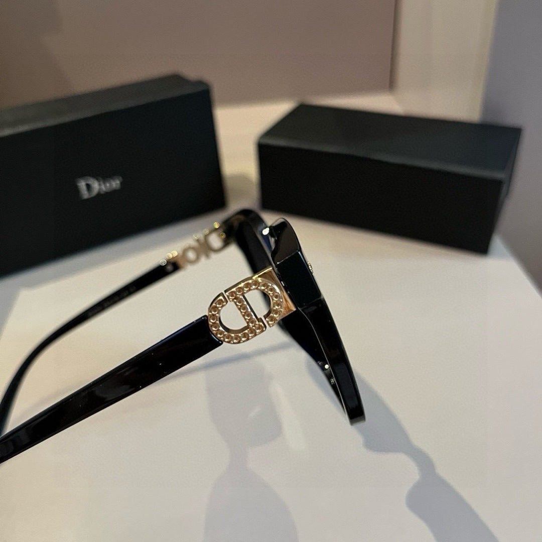 Dior Fashion Gold Lens Sunglasses for Men & Women - 415369 - detail image 2