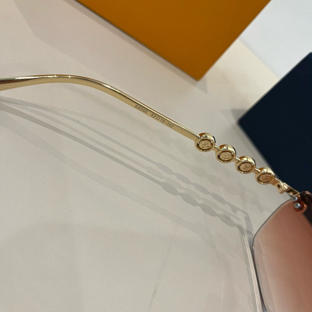 Louis Vuitton Fashion Gold Lens Sunglasses for Women - 997431 - detail image 10