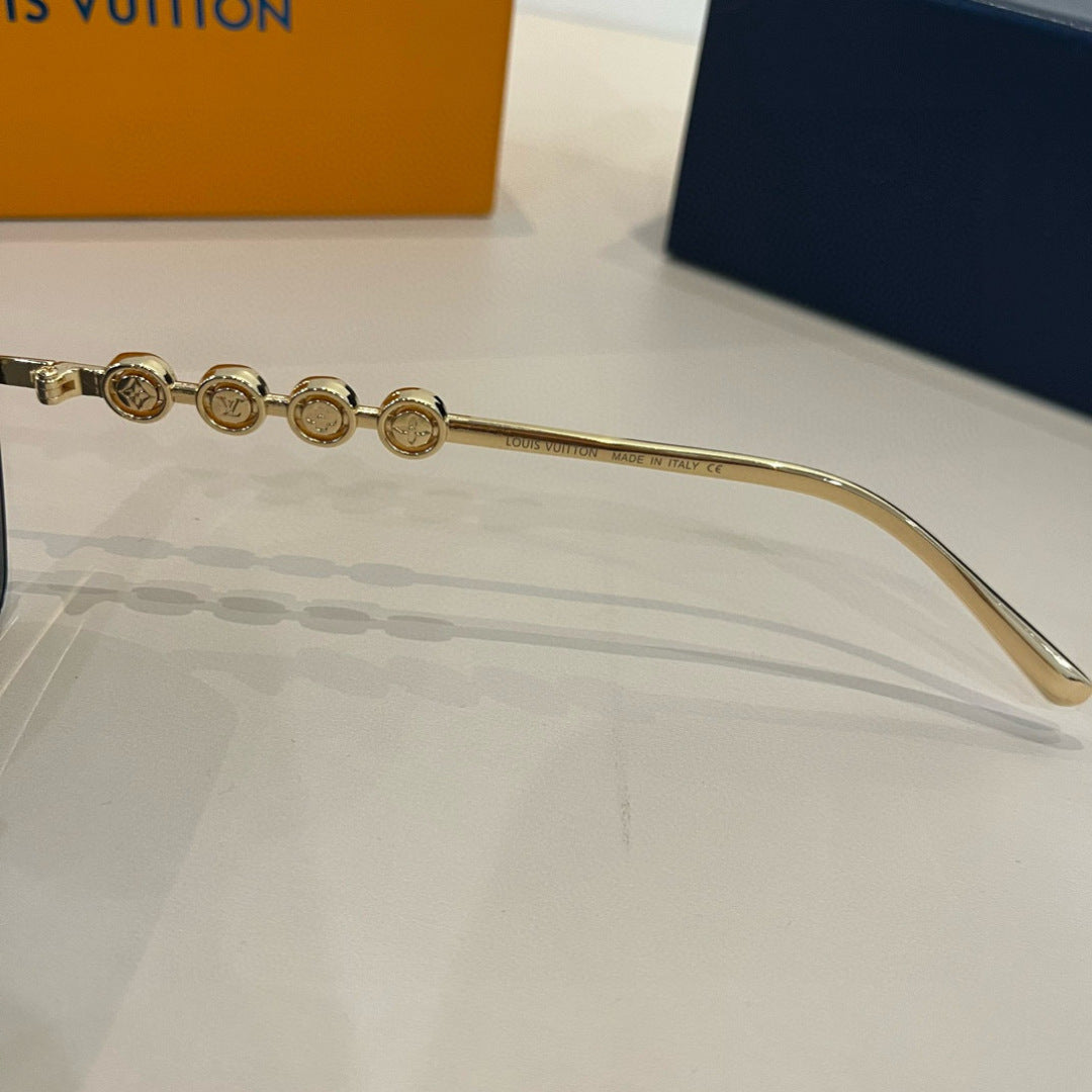 Louis Vuitton Fashion Silver Lens Sunglasses for Women - 997433 - detail image 8