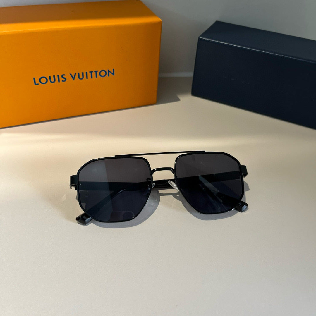 Louis Vuitton Metal Aviator Gold Lens Sunglasses for Men & Women - 866888 - detail image 10