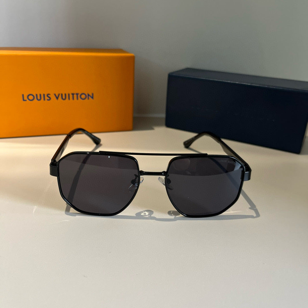 Louis Vuitton Metal Aviator Gold Lens Sunglasses for Men & Women - 866888 - detail image 2
