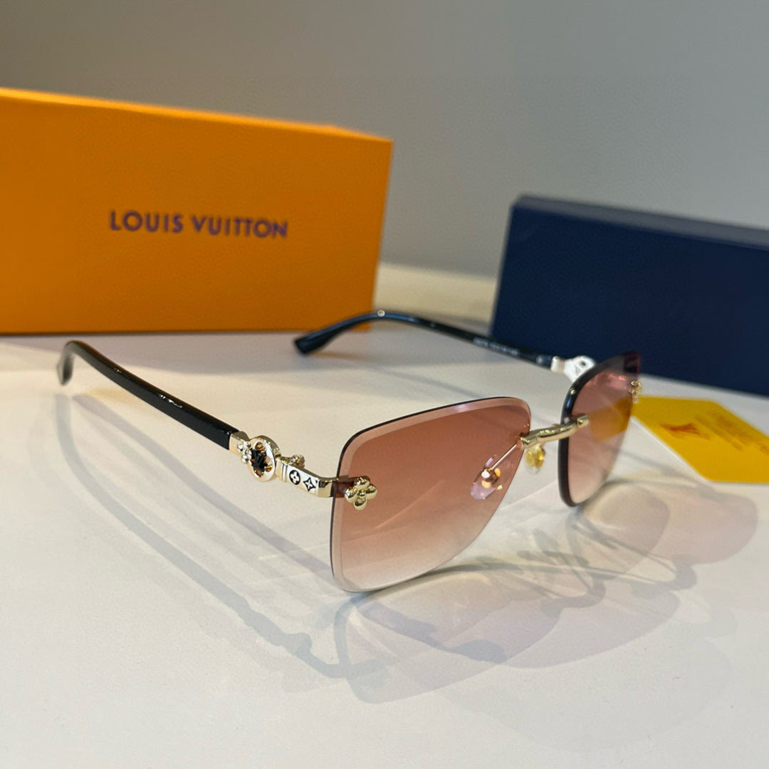 Louis Vuitton Fashion Brown Lens Sunglasses for Men & Women - 997437