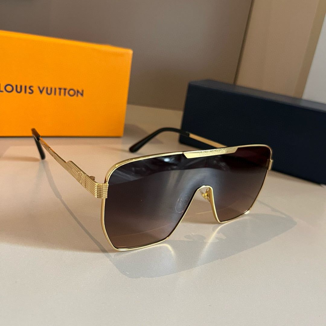 Louis Vuitton Fashion Gold Lens Sunglasses for Men & Women - 486165