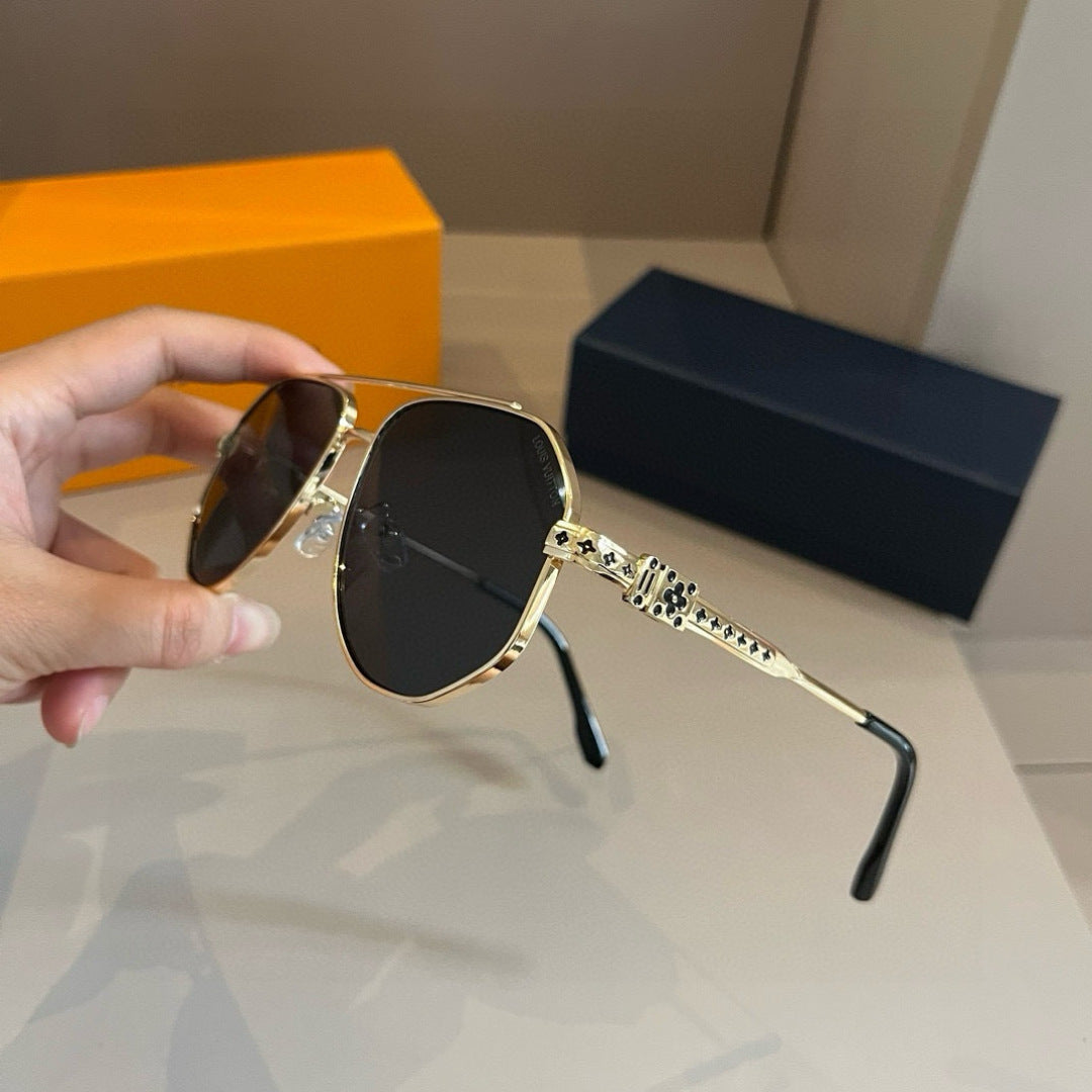 Louis Vuitton Metal Aviator Gold Lens Sunglasses for Men & Women - 866892 - detail image 3