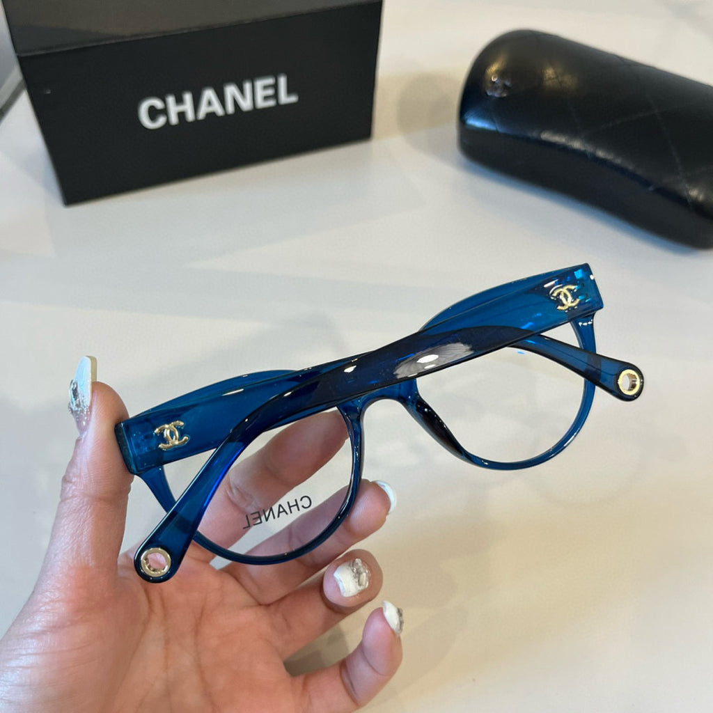 Chanel Blue-Light Fashion Blue Lens Sunglasses for Men & Women - 358123 - detail image 6