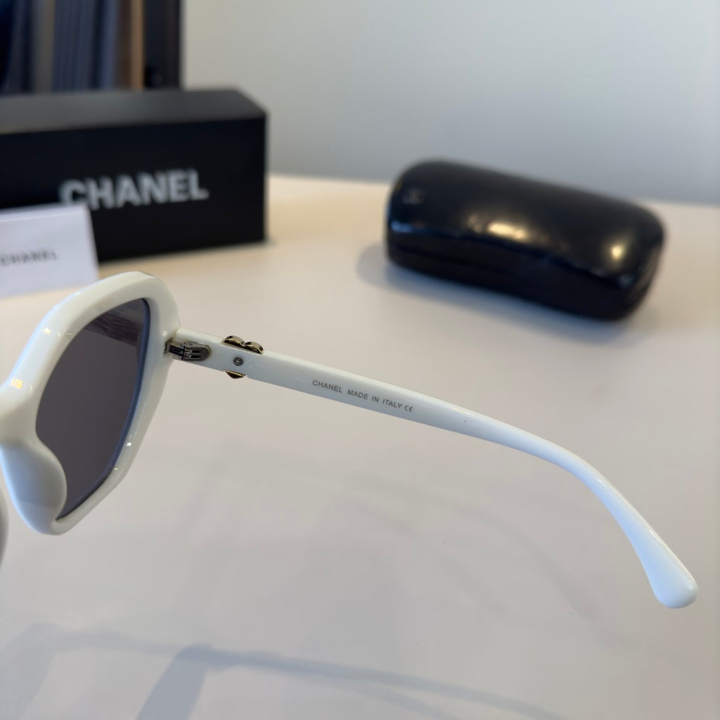 Chanel Fashion Silver Lens Sunglasses for Men & Women - 486540 - detail image 4