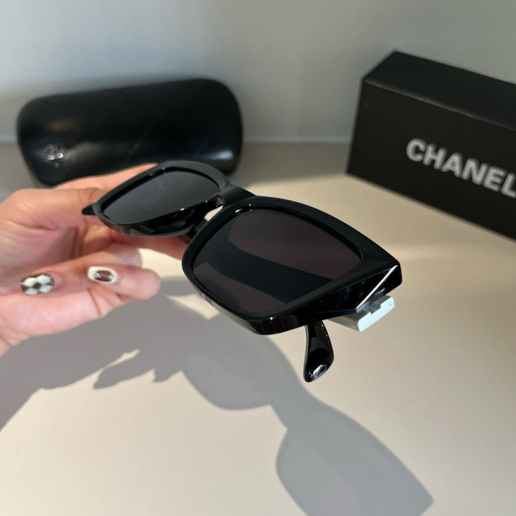 Chanel Fashion Silver Lens Sunglasses for Men & Women - 867030 - detail image 4
