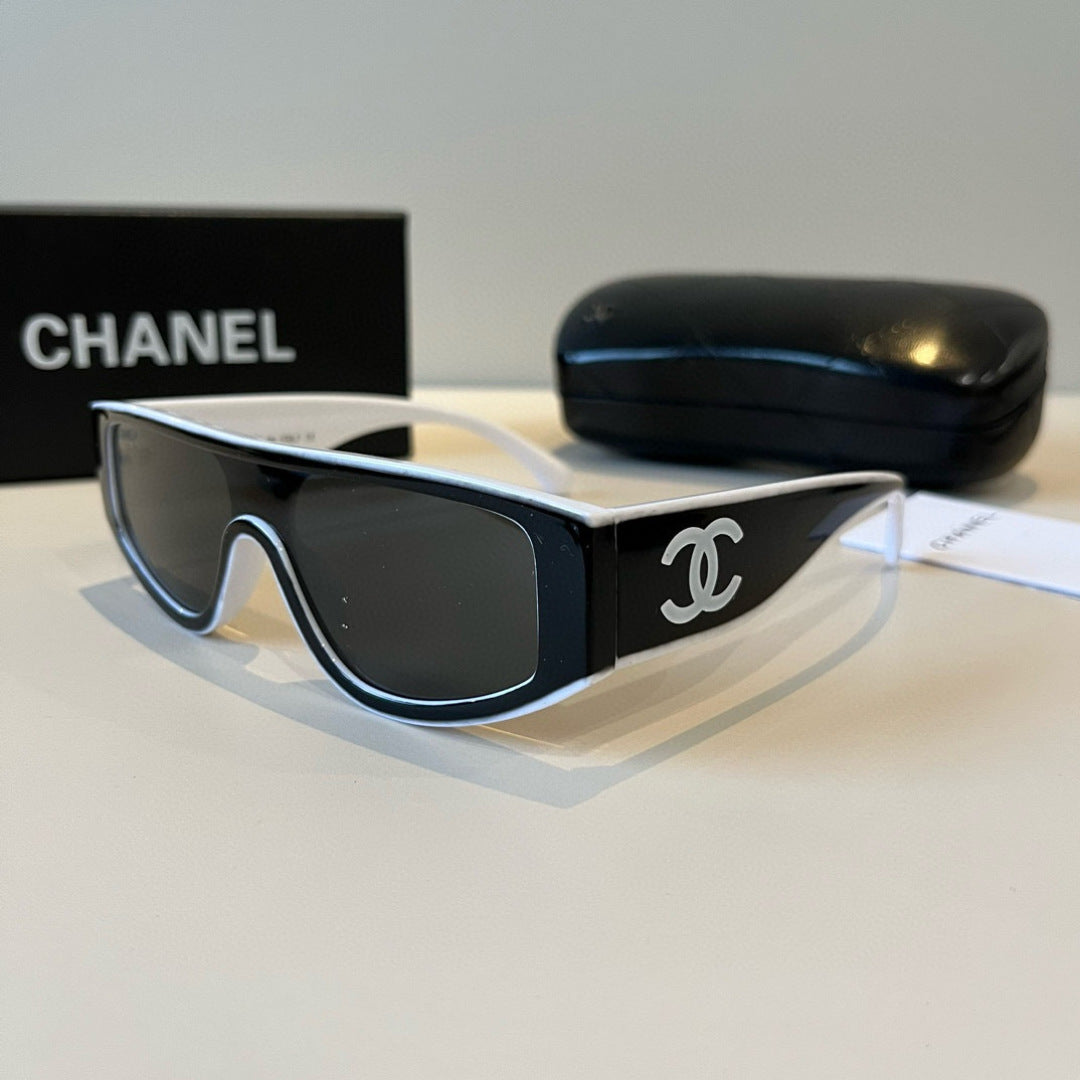 Chanel Fashion Black Lens Sunglasses for Men & Women - 867031 - detail image 3