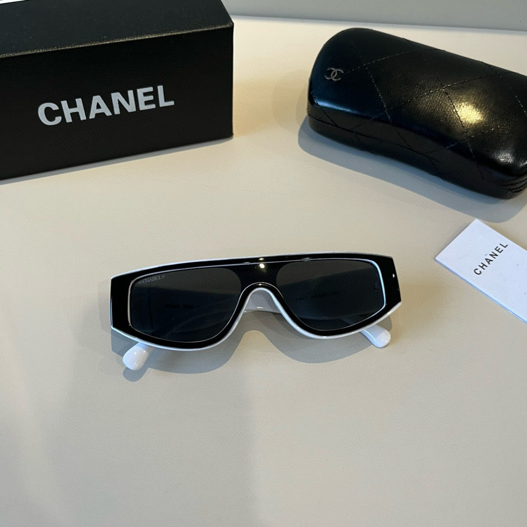 Chanel Fashion Black Lens Sunglasses for Men & Women - 867031 - detail image 10