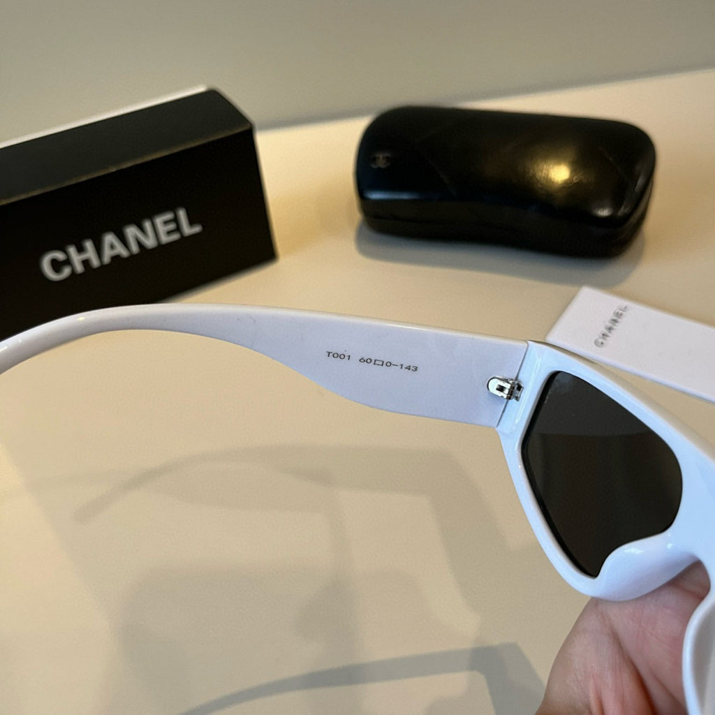Chanel Fashion Black Lens Sunglasses for Men & Women - 371853 - detail image 6