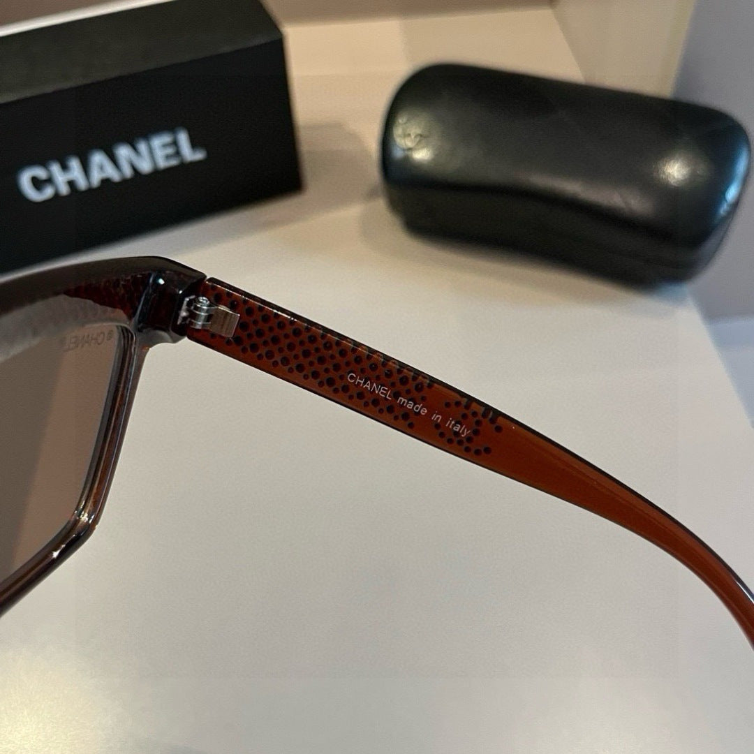 Chanel Fashion Black Lens Sunglasses for Men & Women - 448954 - detail image 6