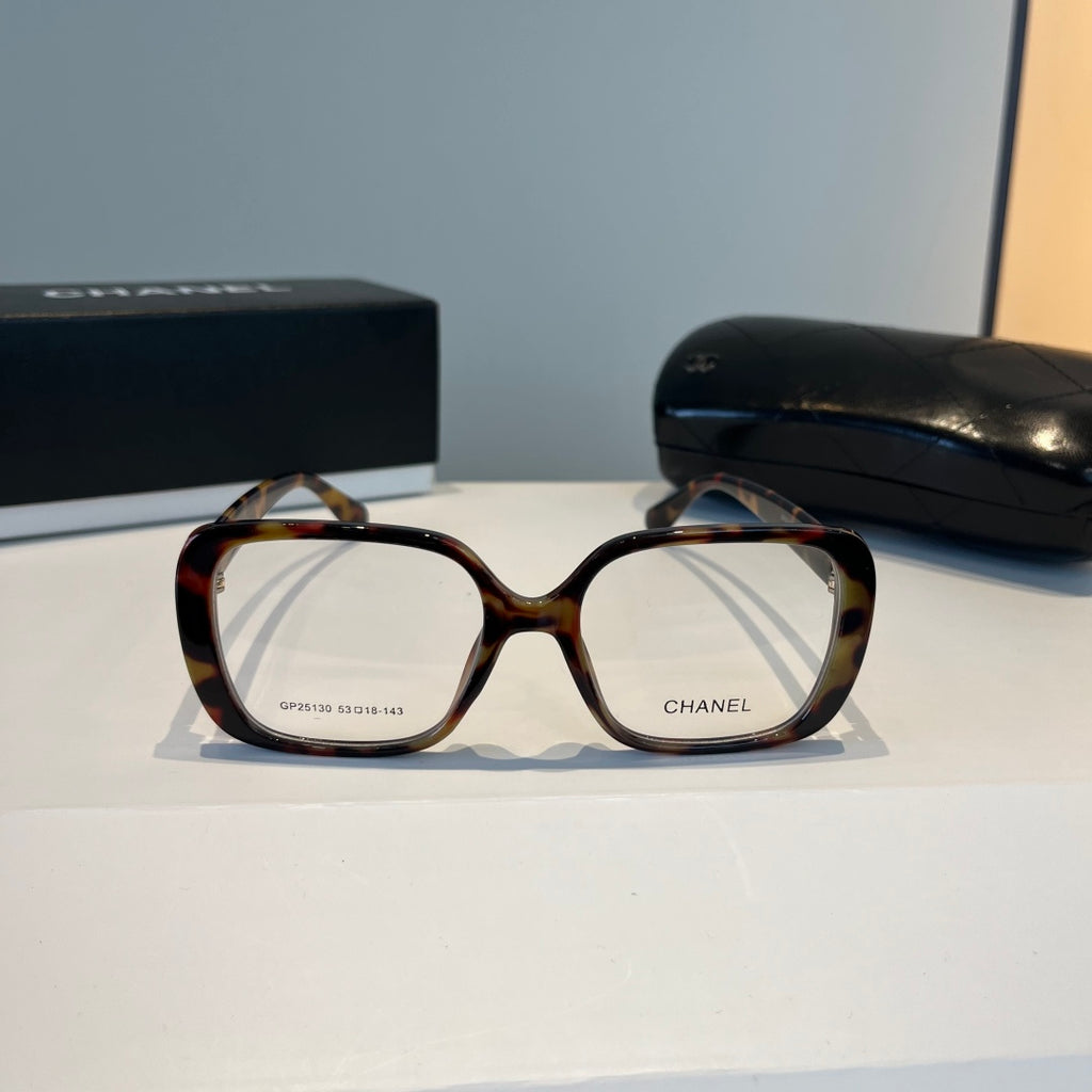 Chanel Oversized Silver Lens Sunglasses for Men & Women - 382232 - detail image 2