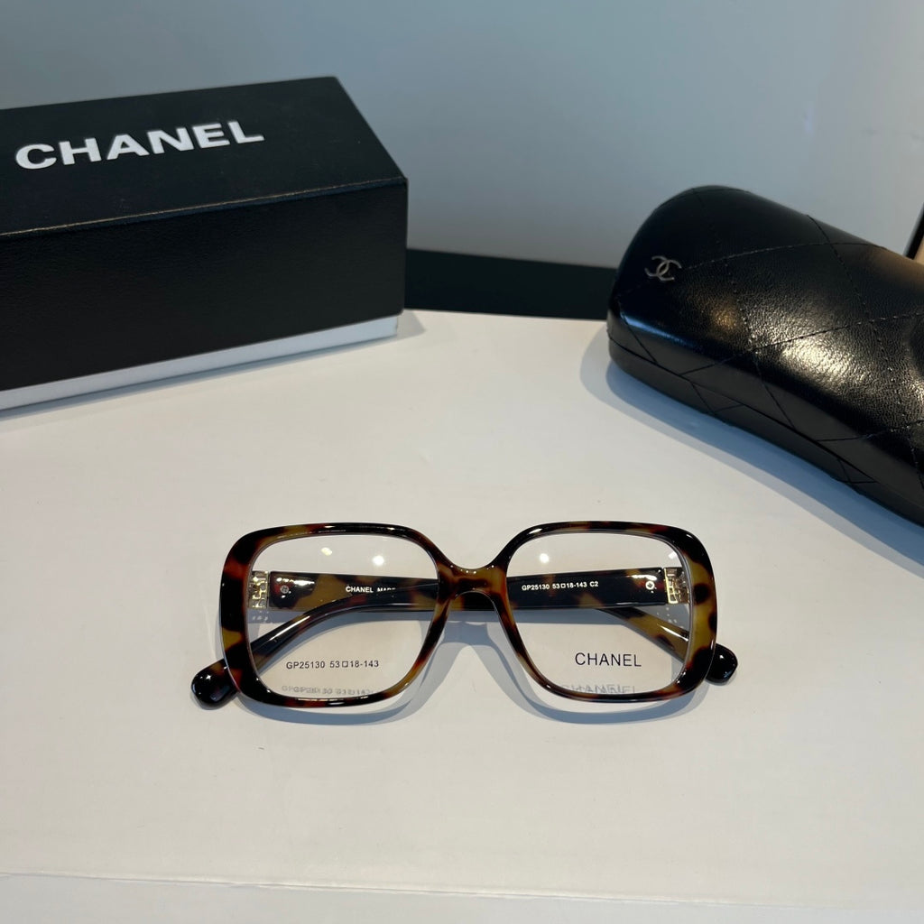 Chanel Oversized Silver Lens Sunglasses for Men & Women - 382232 - detail image 9