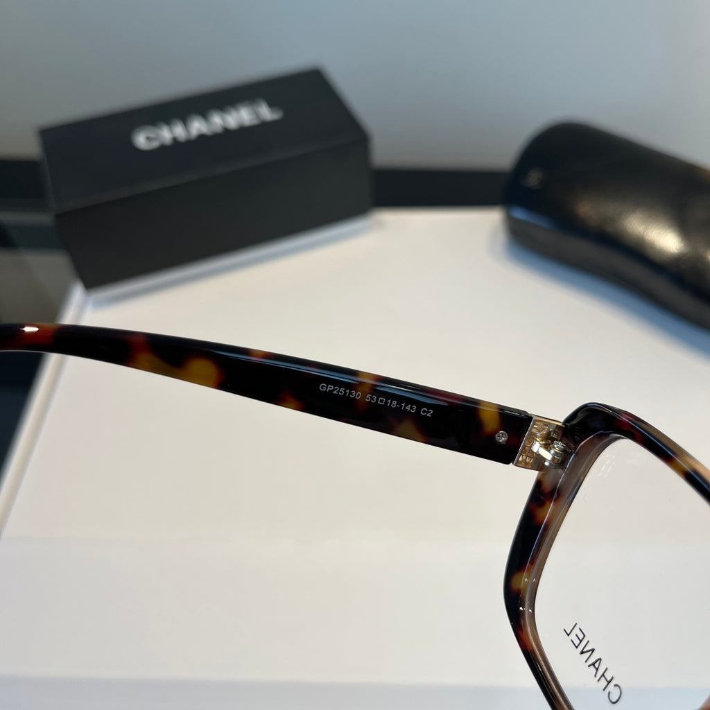 Chanel Oversized Silver Lens Sunglasses for Men & Women - 382232 - detail image 6
