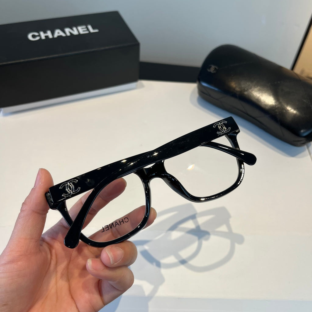 Chanel Oversized Silver Lens Sunglasses for Men & Women - 465206 - detail image 7