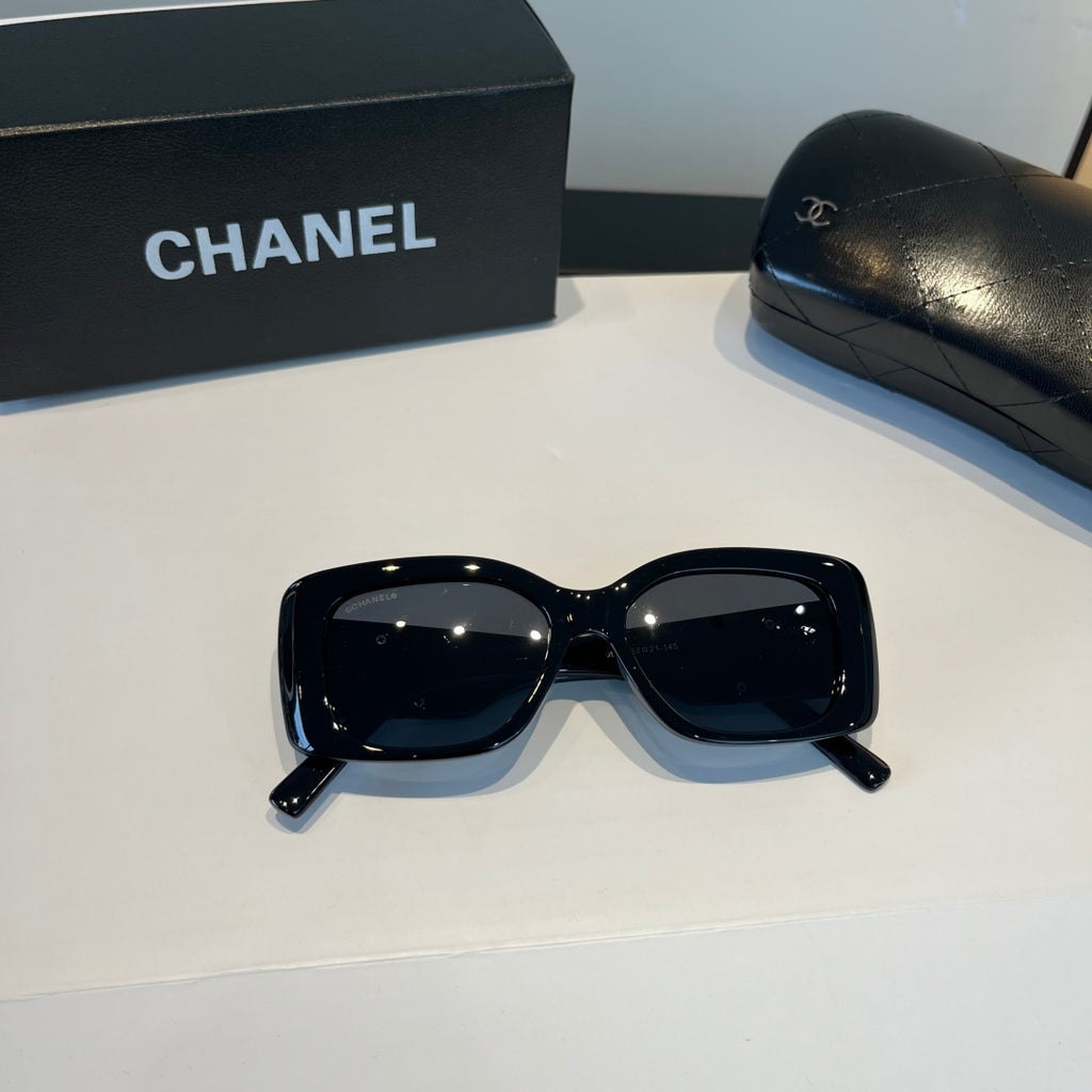 Chanel Fashion Black Lens Sunglasses for Men & Women - 158346 - detail image 7