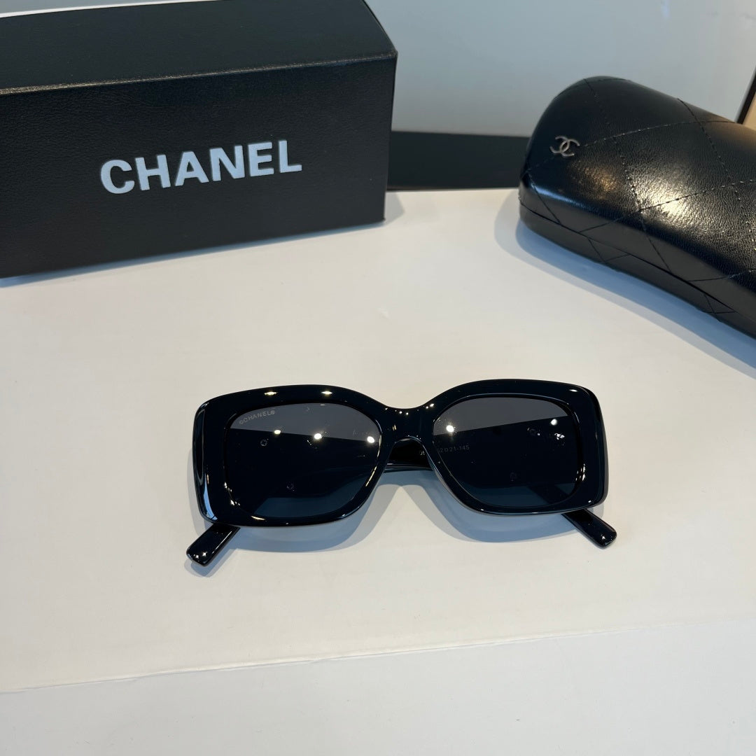 Chanel Fashion Black Lens Sunglasses for Men & Women - 158346 - detail image 7