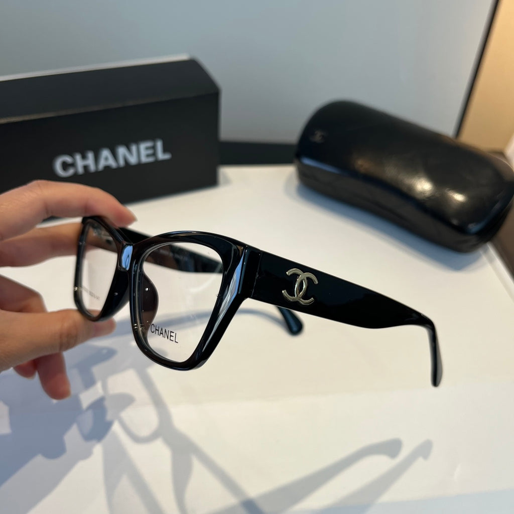 Chanel Oversized Silver Lens Sunglasses for Men & Women - 158347 - detail image 6
