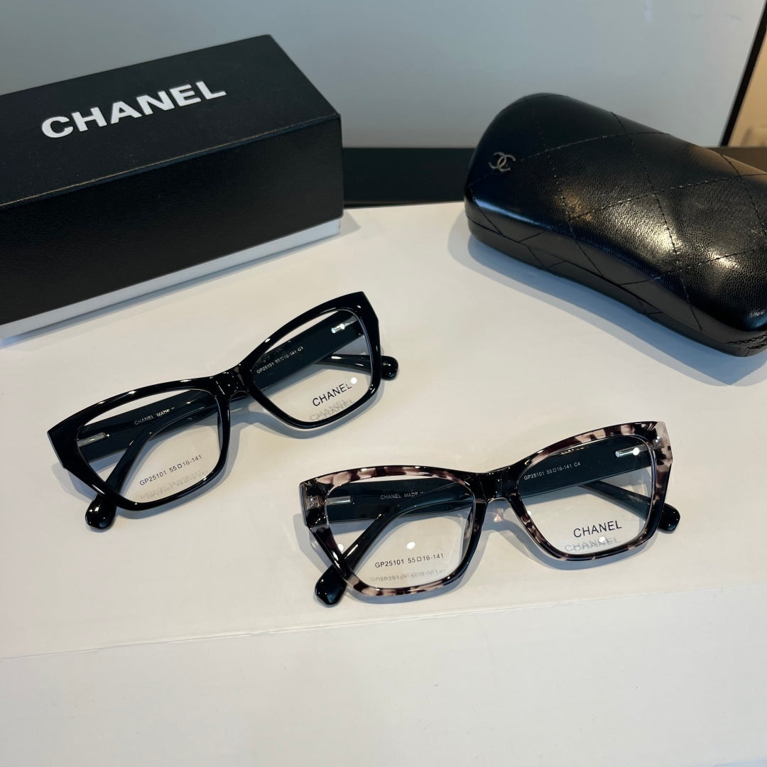 Chanel Oversized Silver Lens Sunglasses for Men & Women - 158347 - detail image 11