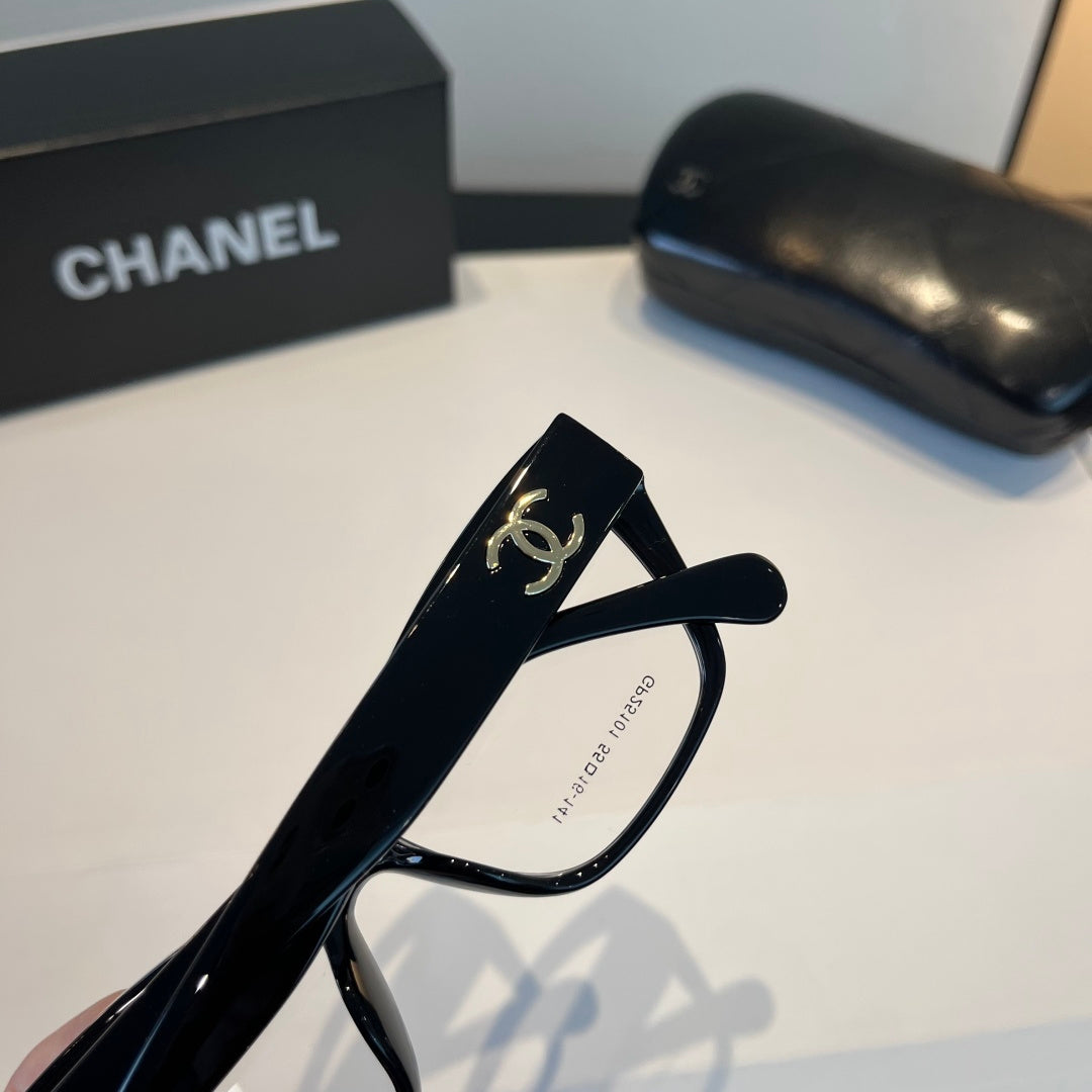 Chanel Oversized Silver Lens Sunglasses for Men & Women - 158347 - detail image 8