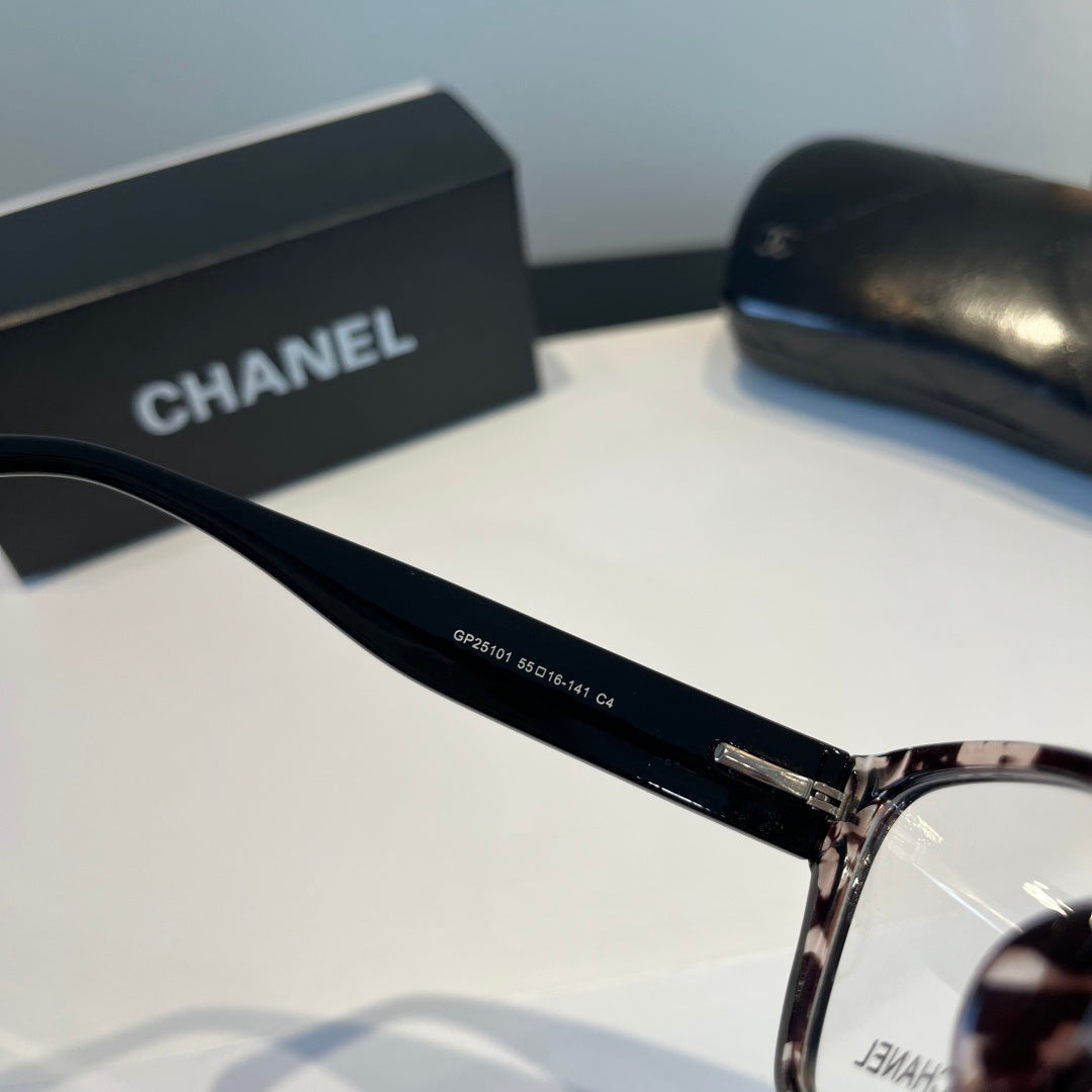 Chanel Oversized Silver Lens Sunglasses for Men & Women - 158348 - detail image 6