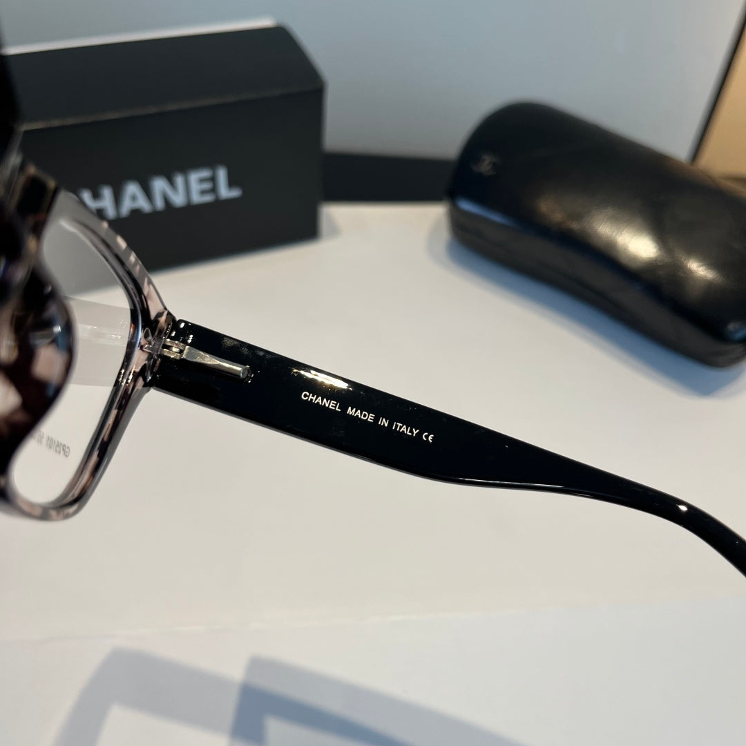 Chanel Oversized Silver Lens Sunglasses for Men & Women - 158348 - detail image 5